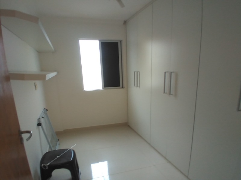 Apartamento à venda com 3 quartos, 70m² - Foto 4