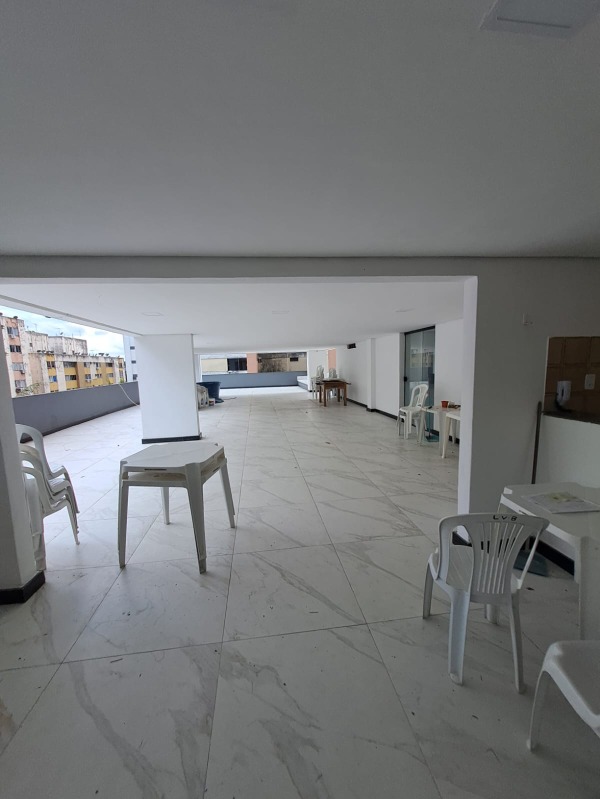 Apartamento à venda com 2 quartos, 72m² - Foto 8