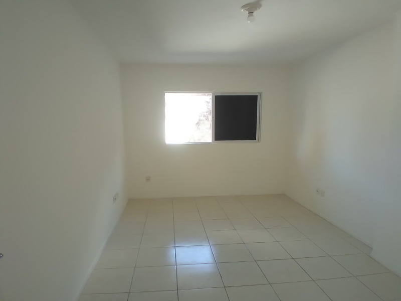 Apartamento à venda com 2 quartos, 67m² - Foto 6