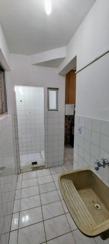 Apartamento à venda com 2 quartos, 57m² - Foto 11