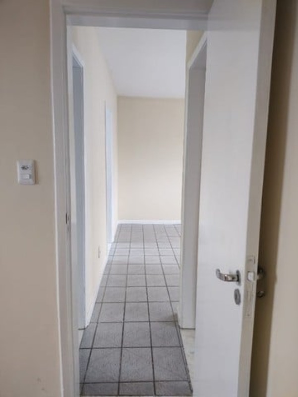 Apartamento à venda com 2 quartos, 60m² - Foto 11