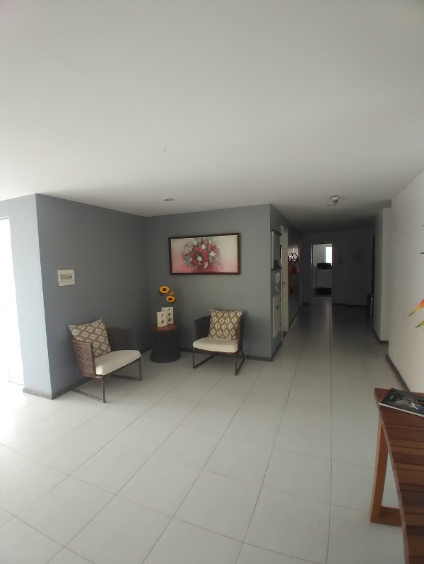 Apartamento à venda com 2 quartos, 67m² - Foto 14