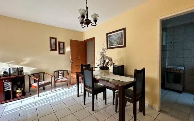 Apartamento à venda com 3 quartos, 74m² - Foto 1