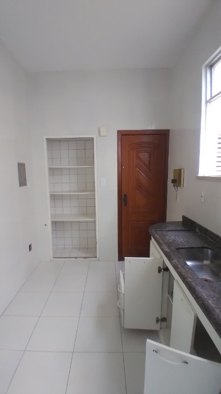 Apartamento à venda com 3 quartos, 90m² - Foto 11