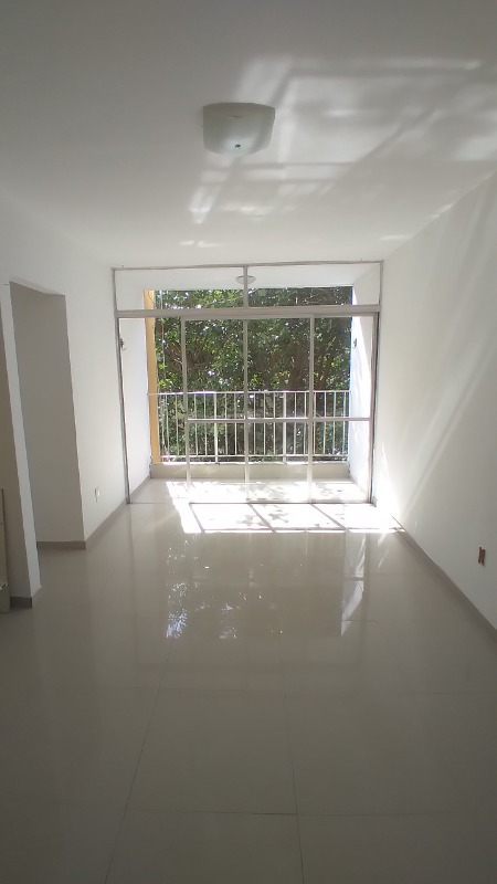 Apartamento à venda com 2 quartos, 60m² - Foto 1