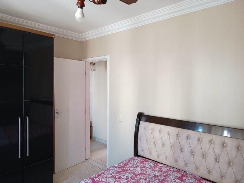 Apartamento à venda com 2 quartos, 80m² - Foto 7