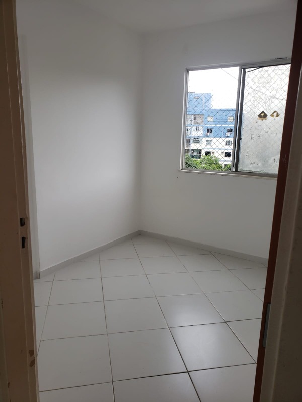 Apartamento à venda com 2 quartos, 65m² - Foto 4