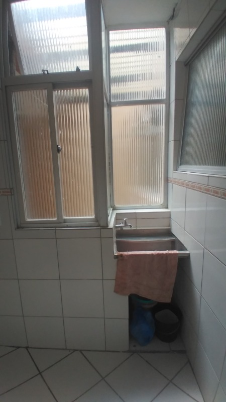 Apartamento à venda com 2 quartos, 80m² - Foto 11