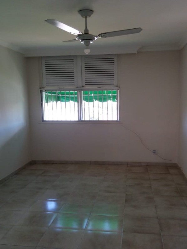 Apartamento à venda com 2 quartos, 57m² - Foto 1