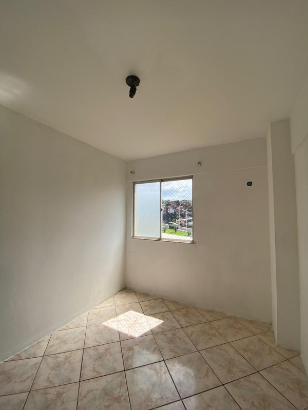 Apartamento à venda com 2 quartos, 65m² - Foto 4