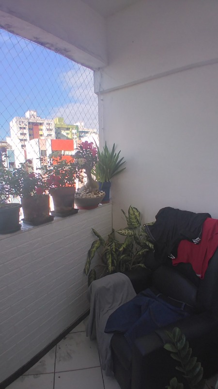 Apartamento à venda com 3 quartos, 80m² - Foto 2