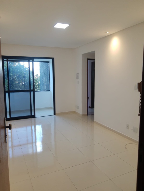 Apartamento à venda com 2 quartos, 55m² - Foto 1