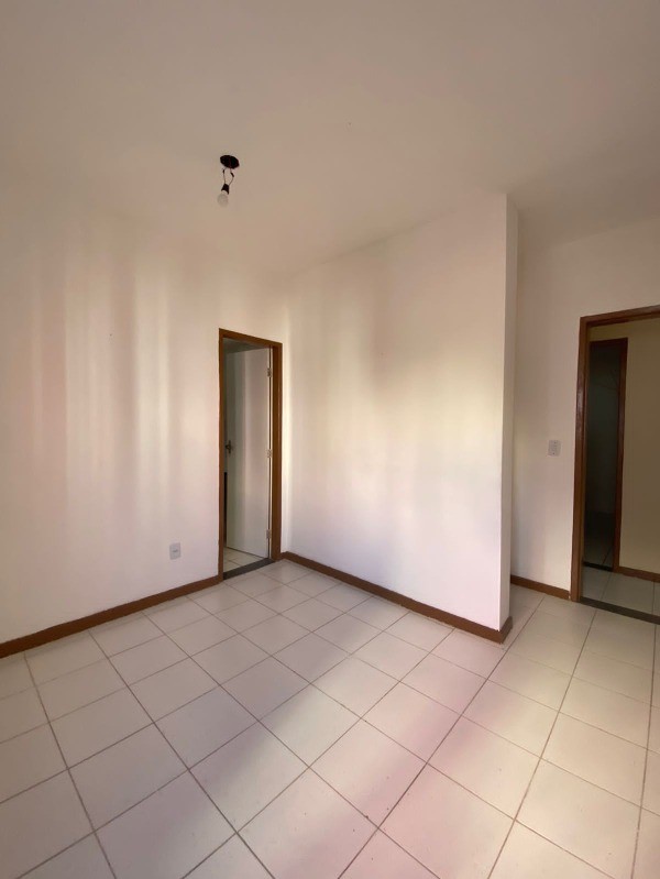 Apartamento à venda com 3 quartos, 80m² - Foto 5