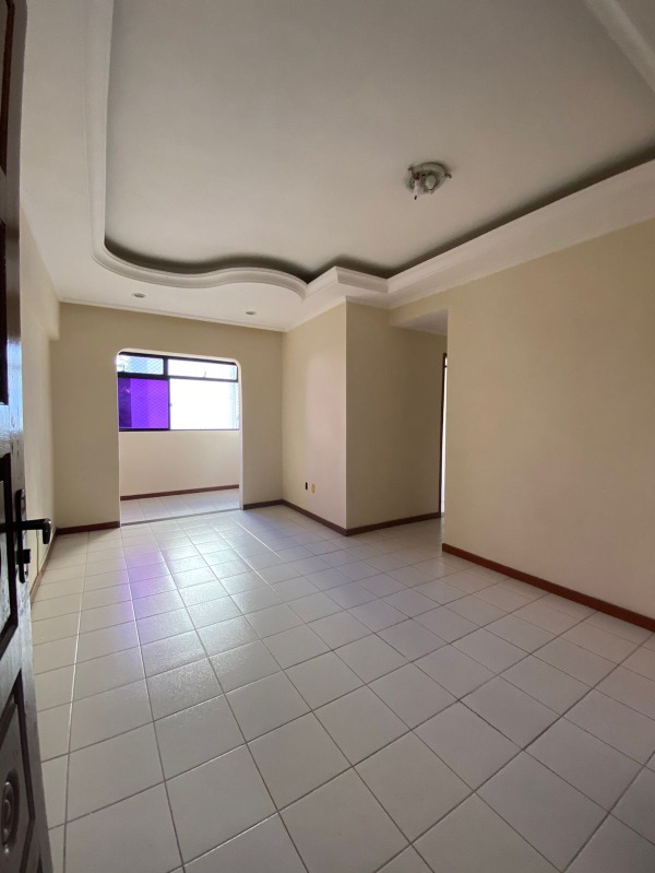 Apartamento à venda com 3 quartos, 80m² - Foto 1