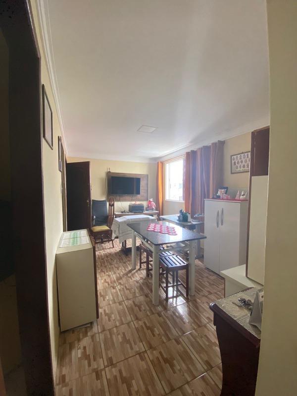 Apartamento à venda com 2 quartos, 60m² - Foto 2