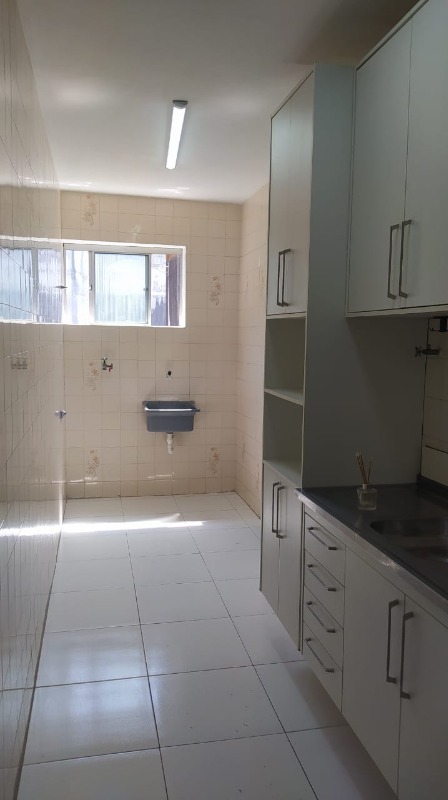 Apartamento à venda com 2 quartos, 65m² - Foto 15