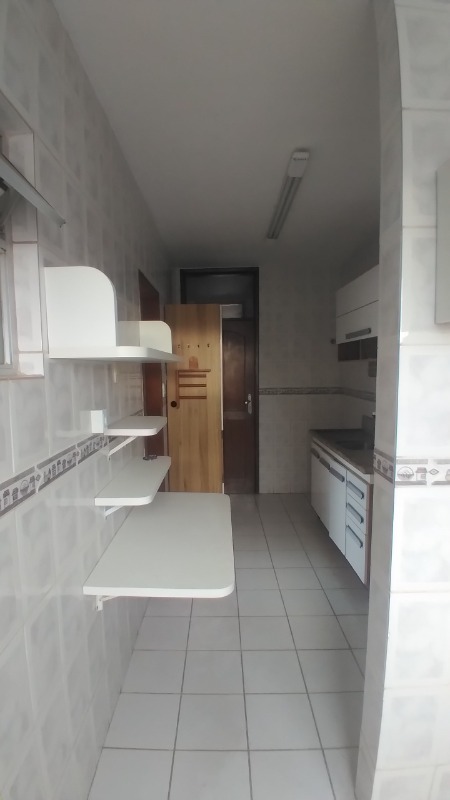 Apartamento à venda com 3 quartos, 100m² - Foto 10