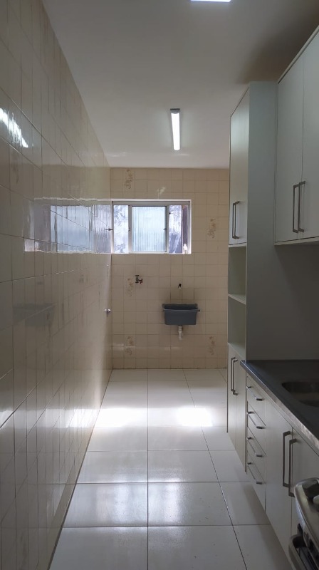 Apartamento à venda com 2 quartos, 65m² - Foto 11