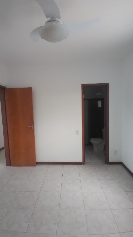 Apartamento à venda com 3 quartos, 100m² - Foto 3