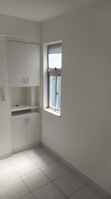 Apartamento à venda com 2 quartos, 65m² - Foto 16