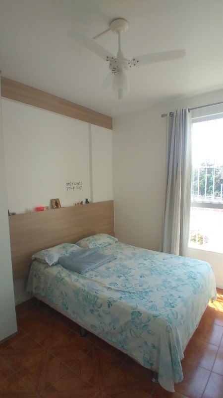 Apartamento à venda com 2 quartos, 70m² - Foto 4