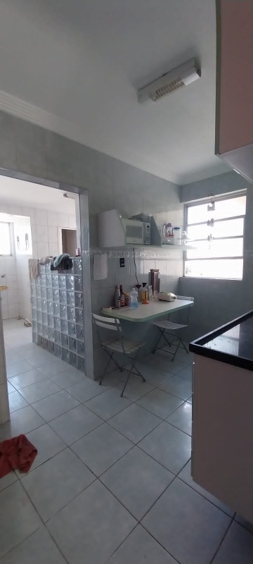 Apartamento à venda com 3 quartos, 95m² - Foto 10