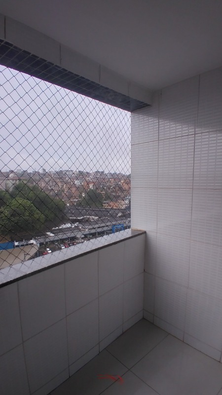 Apartamento à venda com 2 quartos, 67m² - Foto 3