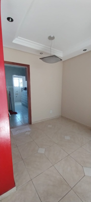 Apartamento à venda com 3 quartos, 95m² - Foto 3