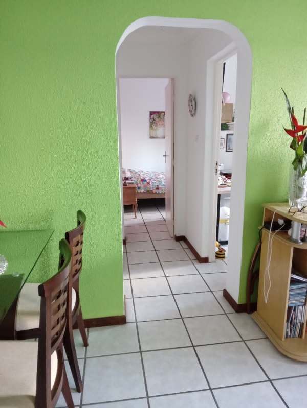 Apartamento à venda com 2 quartos, 57m² - Foto 4