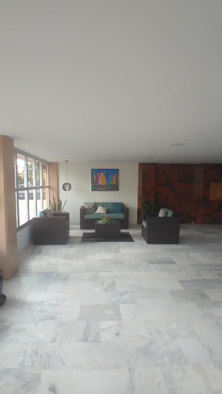 Apartamento à venda com 2 quartos, 70m² - Foto 18