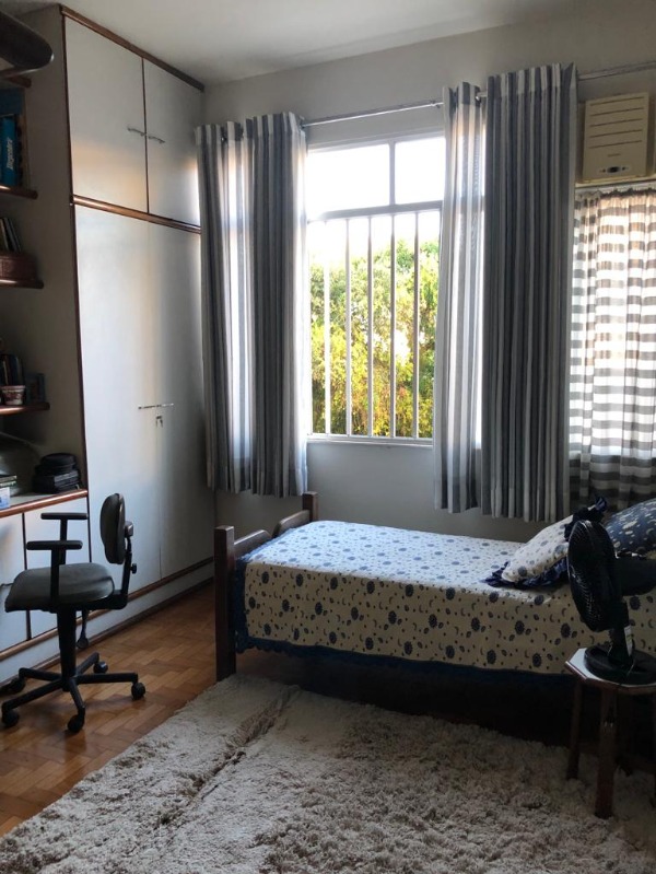 Apartamento à venda com 3 quartos, 80m² - Foto 4