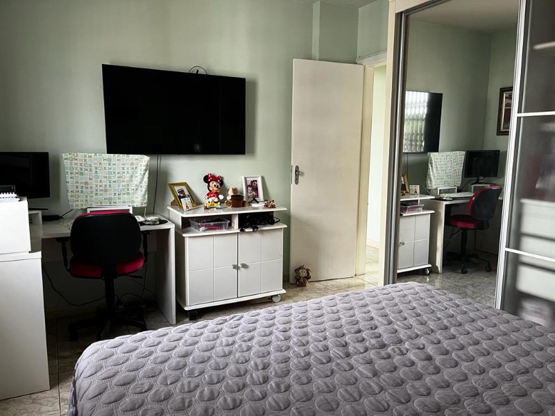 Apartamento à venda com 2 quartos, 70m² - Foto 6