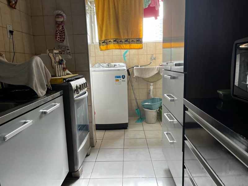 Apartamento à venda com 2 quartos, 70m² - Foto 23