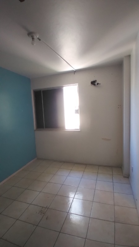 Apartamento à venda com 3 quartos, 100m² - Foto 3