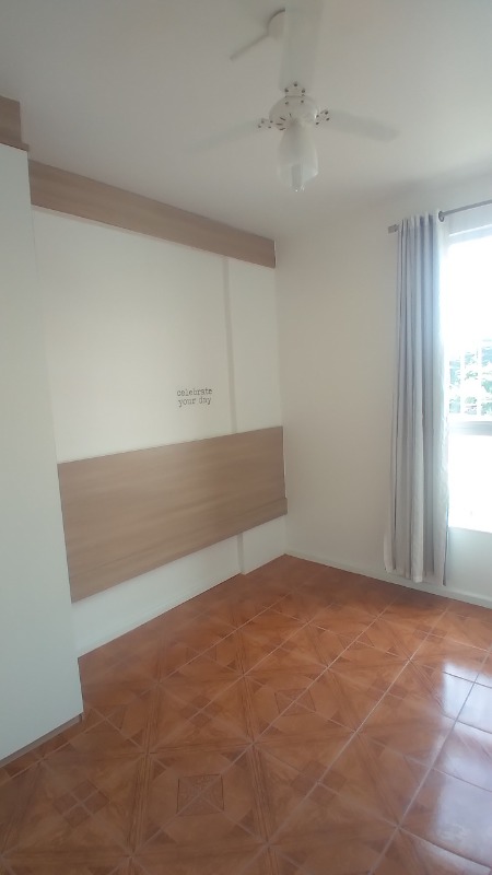 Apartamento à venda com 2 quartos, 70m² - Foto 6