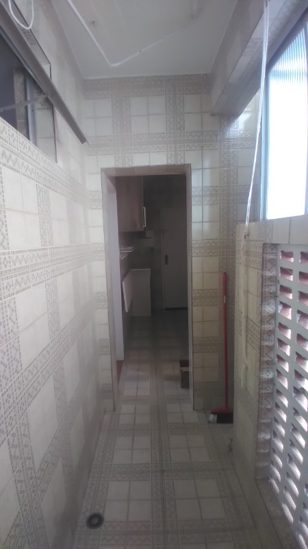 Apartamento à venda com 2 quartos, 70m² - Foto 11