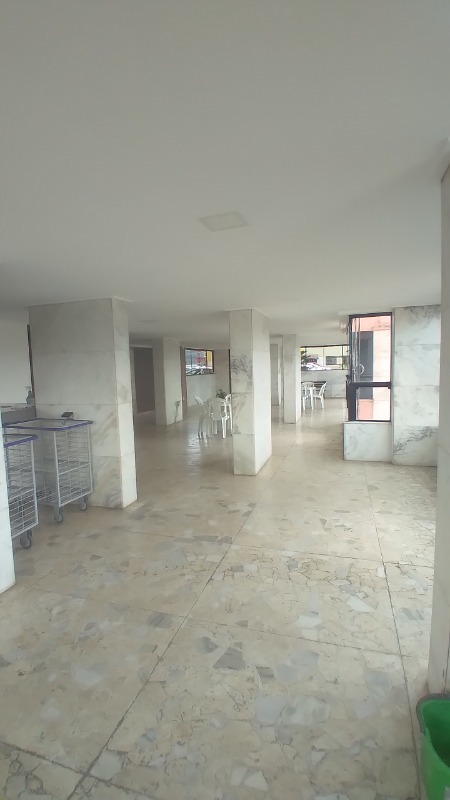 Apartamento à venda com 2 quartos, 70m² - Foto 16