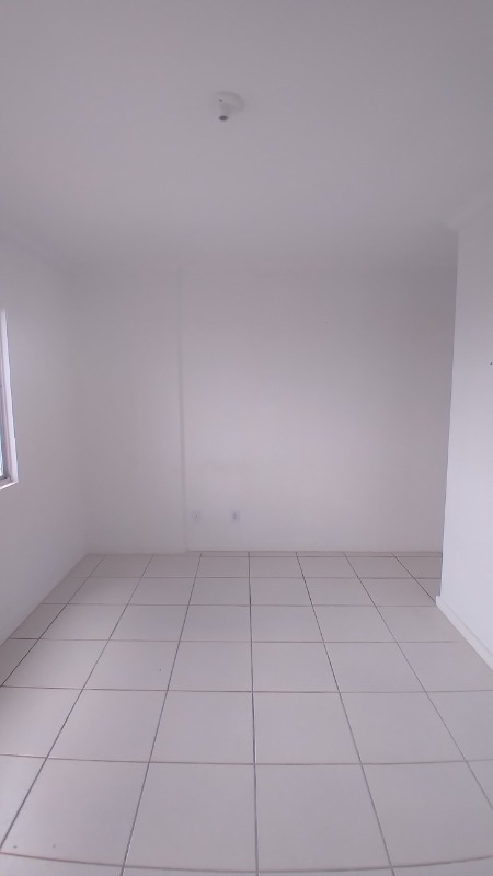 Apartamento à venda com 2 quartos, 73m² - Foto 2