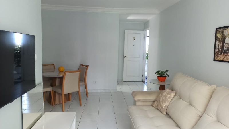 Apartamento à venda com 3 quartos, 70m² - Foto 4