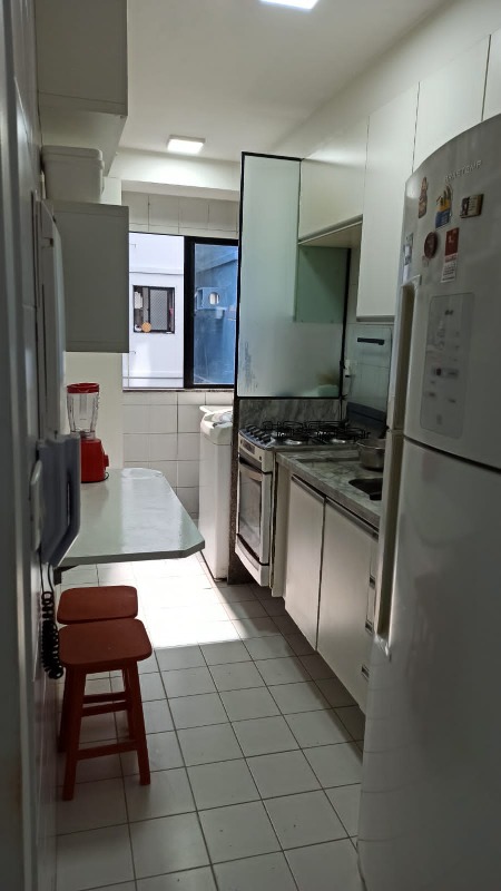 Apartamento à venda com 3 quartos, 70m² - Foto 12