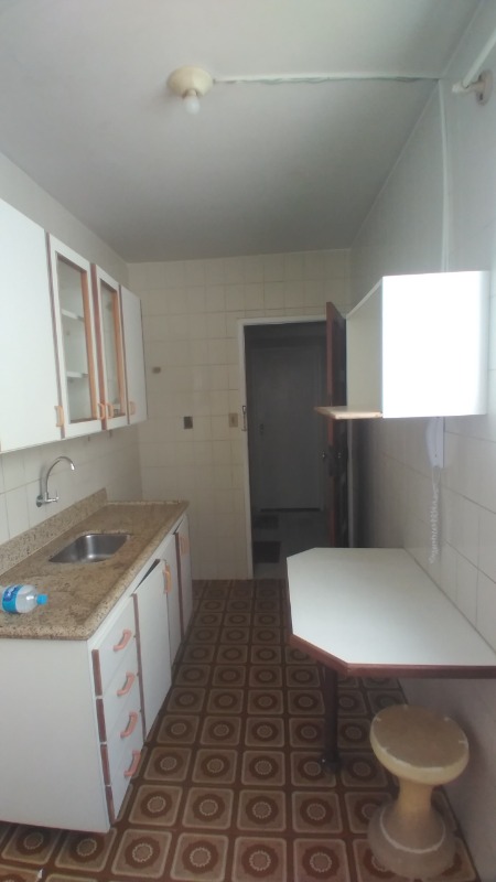 Apartamento à venda com 3 quartos, 85m² - Foto 11