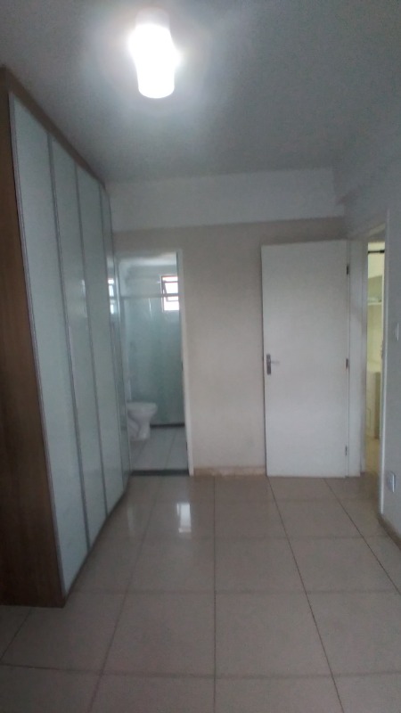 Apartamento à venda com 3 quartos, 69m² - Foto 4