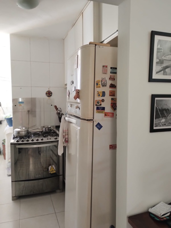 Apartamento à venda com 2 quartos, 70m² - Foto 17