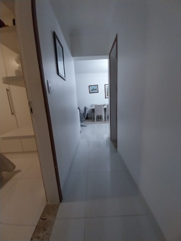 Apartamento à venda com 2 quartos, 70m² - Foto 10