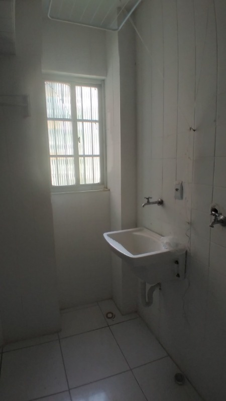 Apartamento à venda com 2 quartos, 65m² - Foto 10