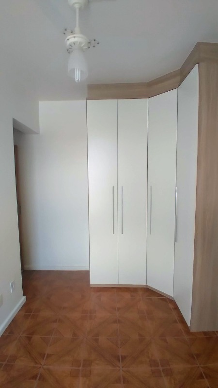 Apartamento à venda com 2 quartos, 70m² - Foto 5