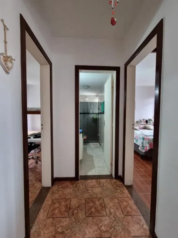 Apartamento à venda com 2 quartos, 67m² - Foto 3