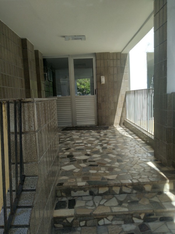 Apartamento à venda com 2 quartos, 67m² - Foto 13