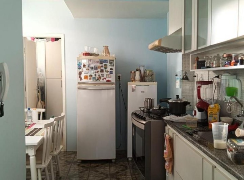 Apartamento à venda com 3 quartos, 83m² - Foto 12