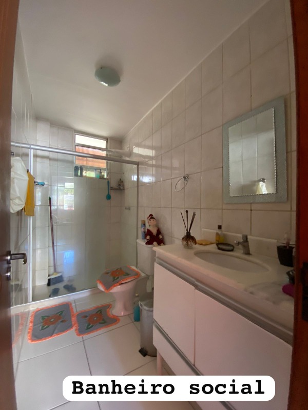 Apartamento à venda com 2 quartos, 80m² - Foto 3